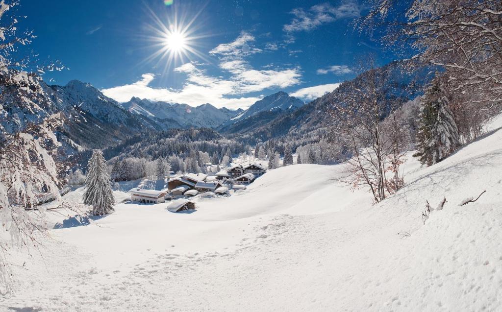 Alpengasthof Hotel Schwand Оберстдорф Екстериор снимка